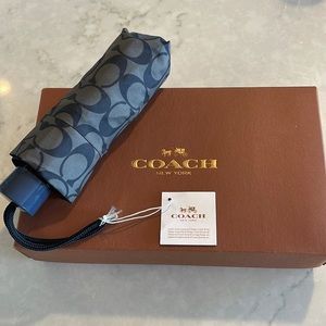 Coach signature mini umbrella